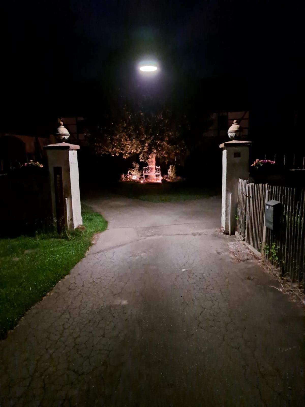 Monteur-Ferienwohnung Ot Naundorf Naundorf  エクステリア 写真